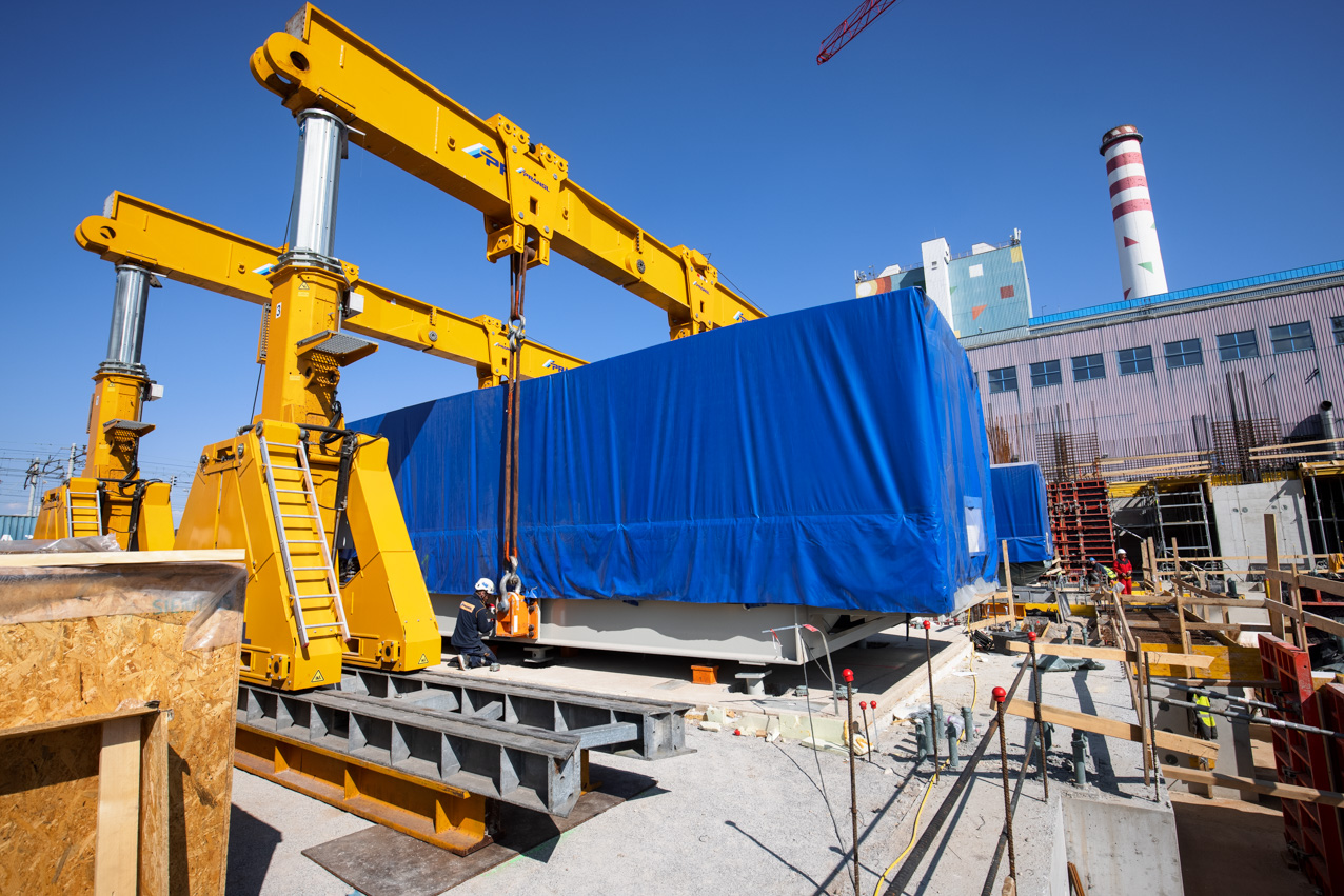 [Translate to HR:] Hubportal und Verschubsystem